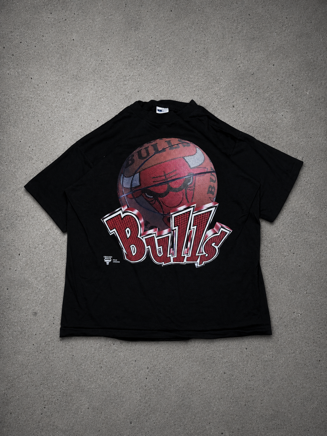 Vintage Chicago Bulls Big Graphic Basketball T-Shirt